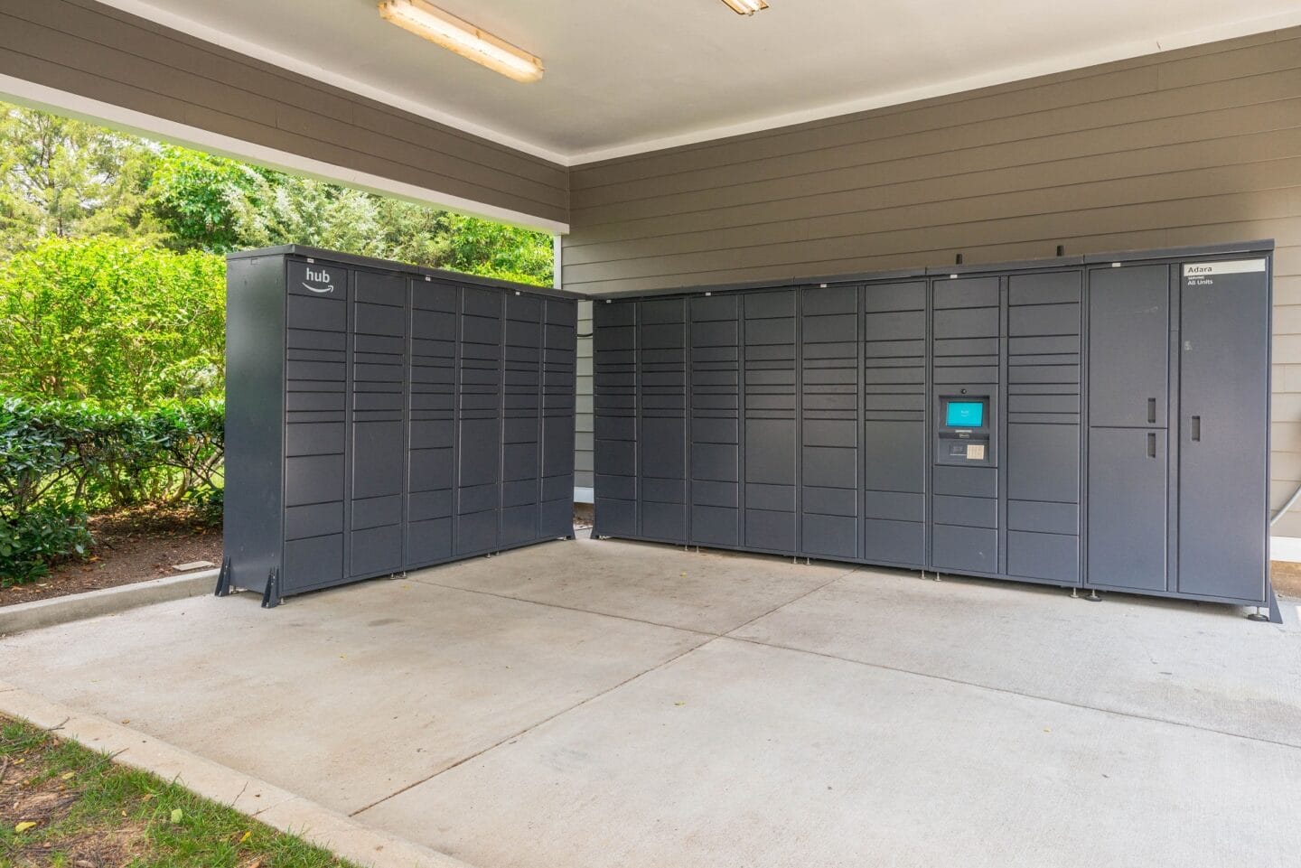 Amazon Package Hub at Windsor Herndon, Herndon, VA