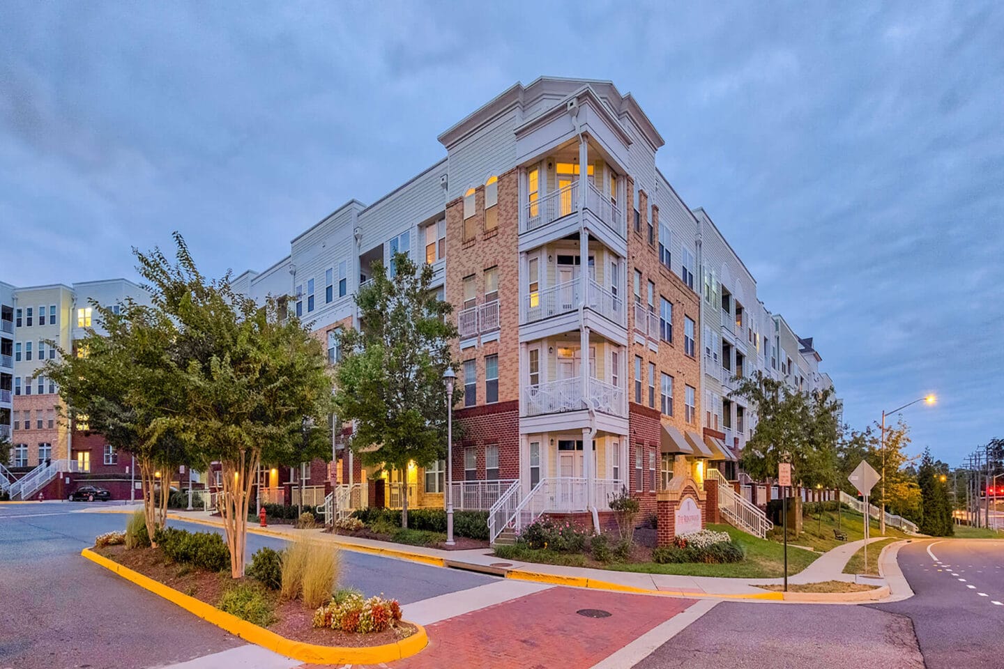 Exterior Building Facade at The Ridgewood by Windsor, 22030, VA