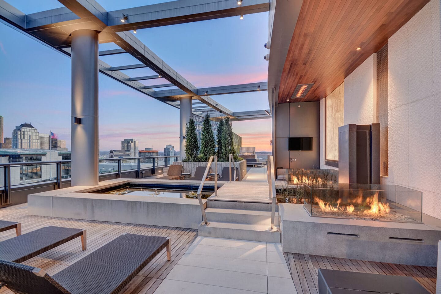 Luxury Apartments Available at Cirrus, 2030 8th Avenue, Seattle