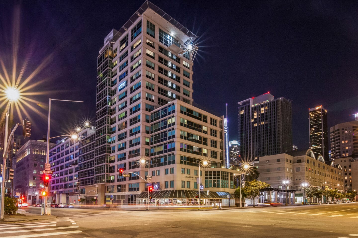 Resort-Style Apartment Community at Renaissance Tower, 501 W. Olympic Boulevard, Los Angeles