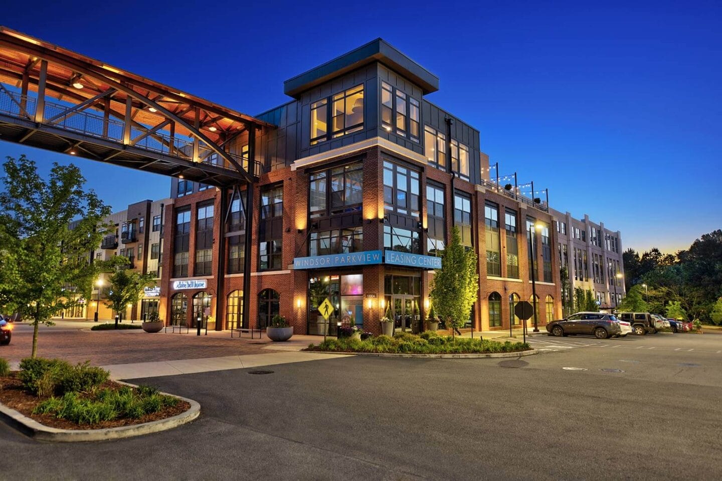 Exterior View of Property at Windsor Parkview, Chamblee, GA