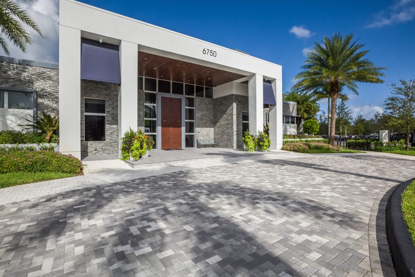 Your Next Apartment Awaits at Allure by Windsor, Boca Raton, Florida