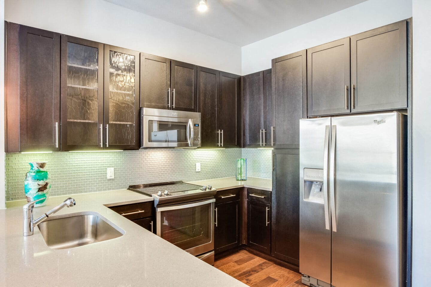 Upscale Stainless Steel Appliances at Windsor CityLine, Richardson, TX