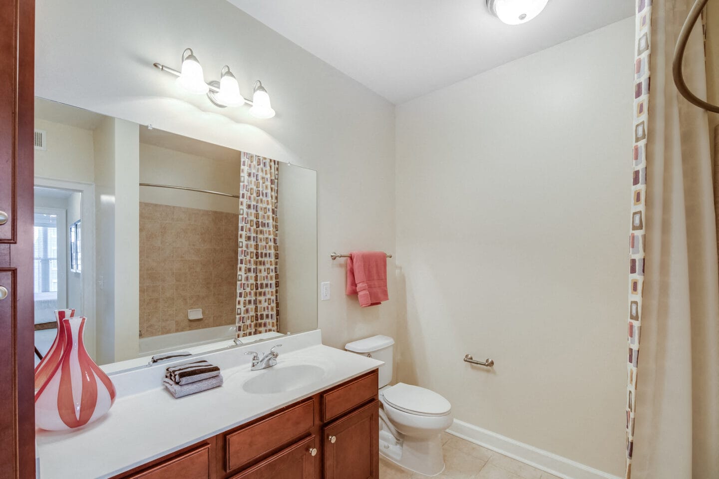 Luxury Bathrooms with Custom Cabinetry at Windsor Brookhaven, 30319, GA