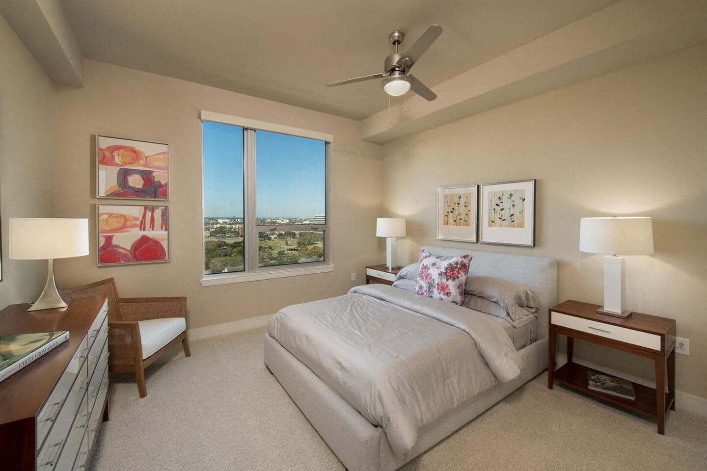 Plush Carpeting in Bedroom at Windsor Memorial, Houston, 77007