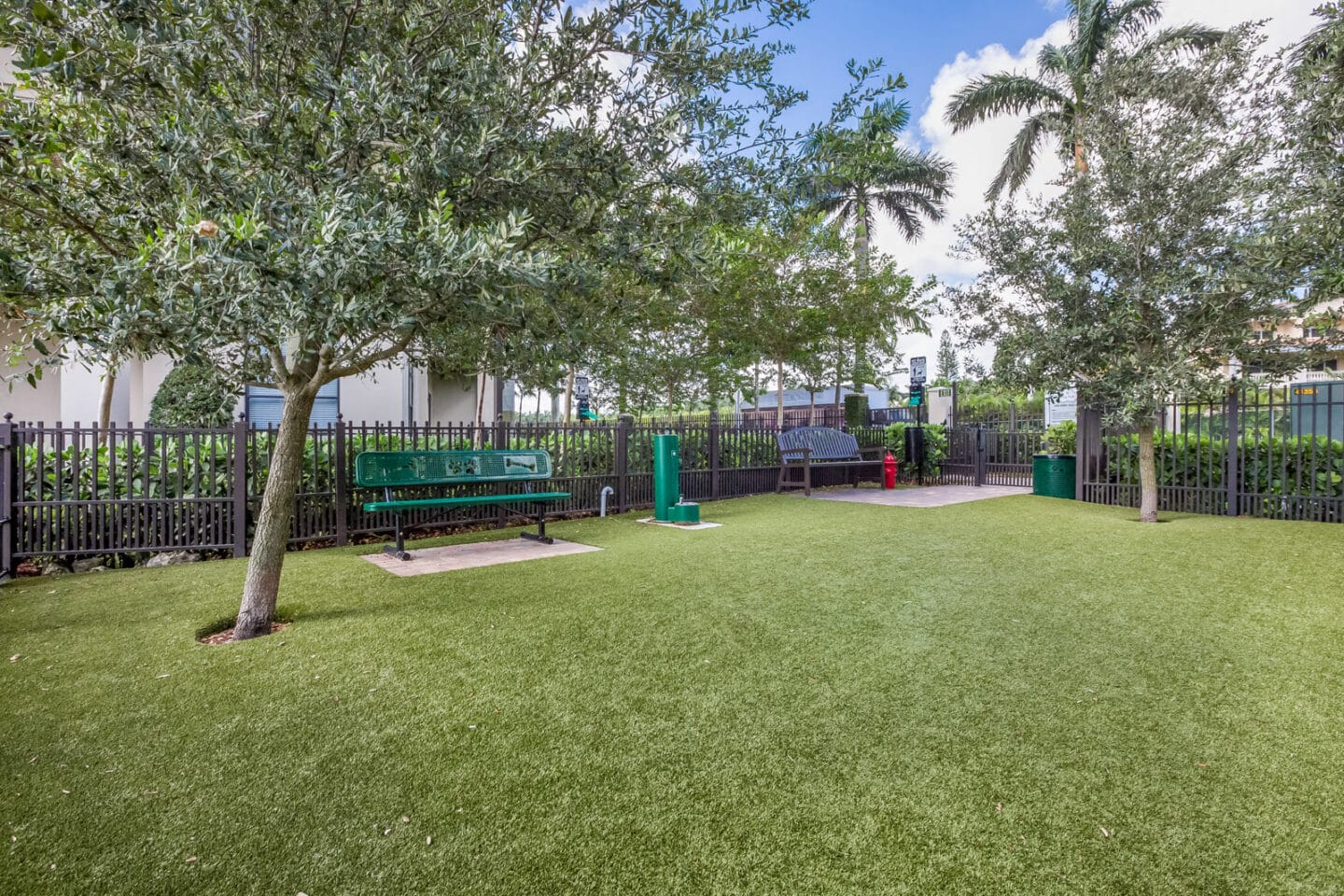 Pet-Friendly Apartments with Bark Park at Windsor at Doral, Doral, 33178