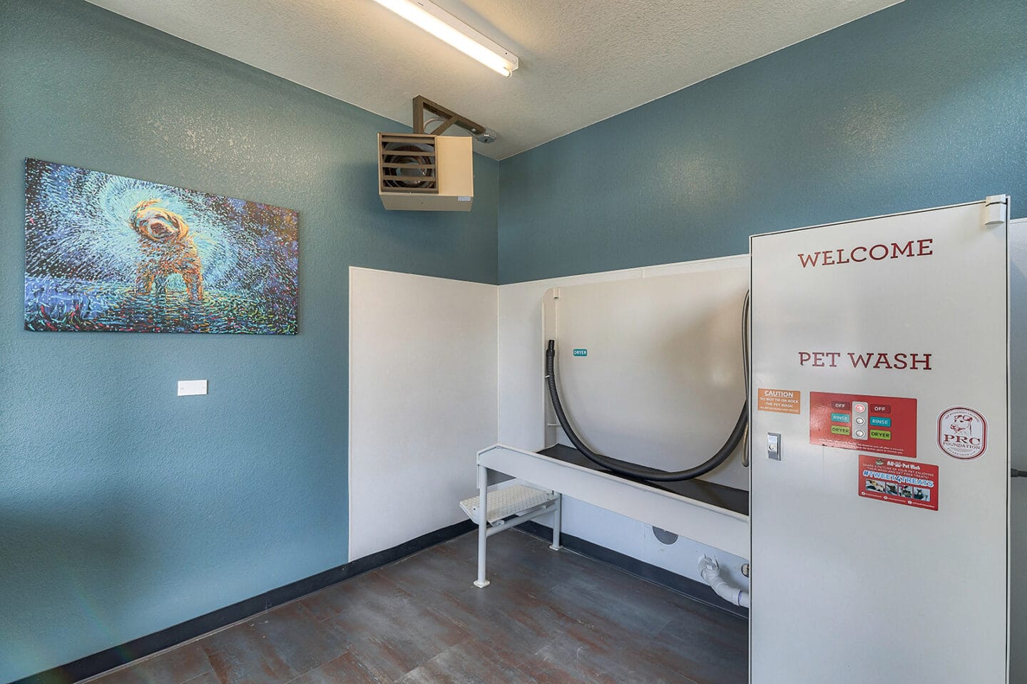 Pet Wash at Windsor at Pinehurst Lakewood, Colorado