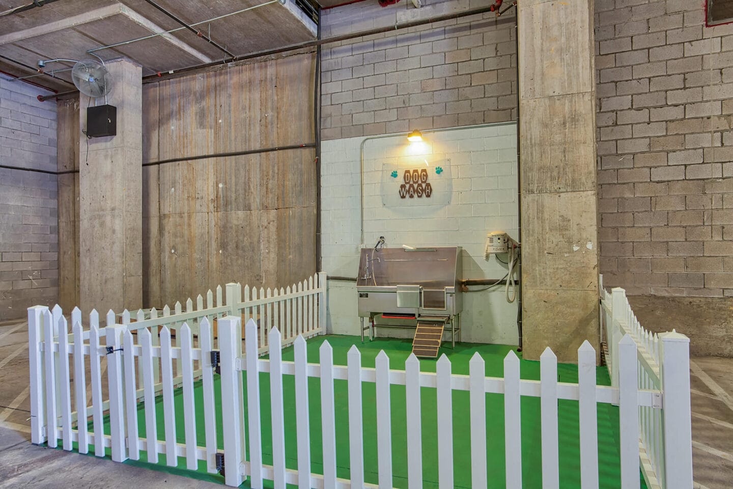 Pet-Friendly Community with Dog Wash Station at Glass House by Windsor, 2728 McKinnon Street, TX