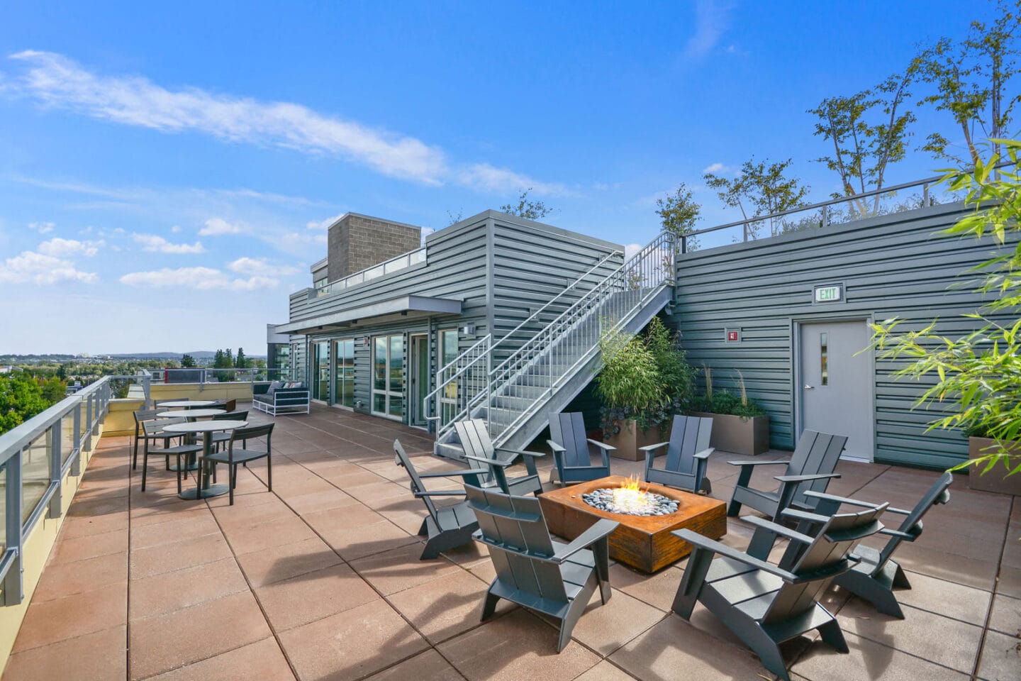 Picnic and BBQ Area on Rooftop at The Whittaker, Seattle, WA