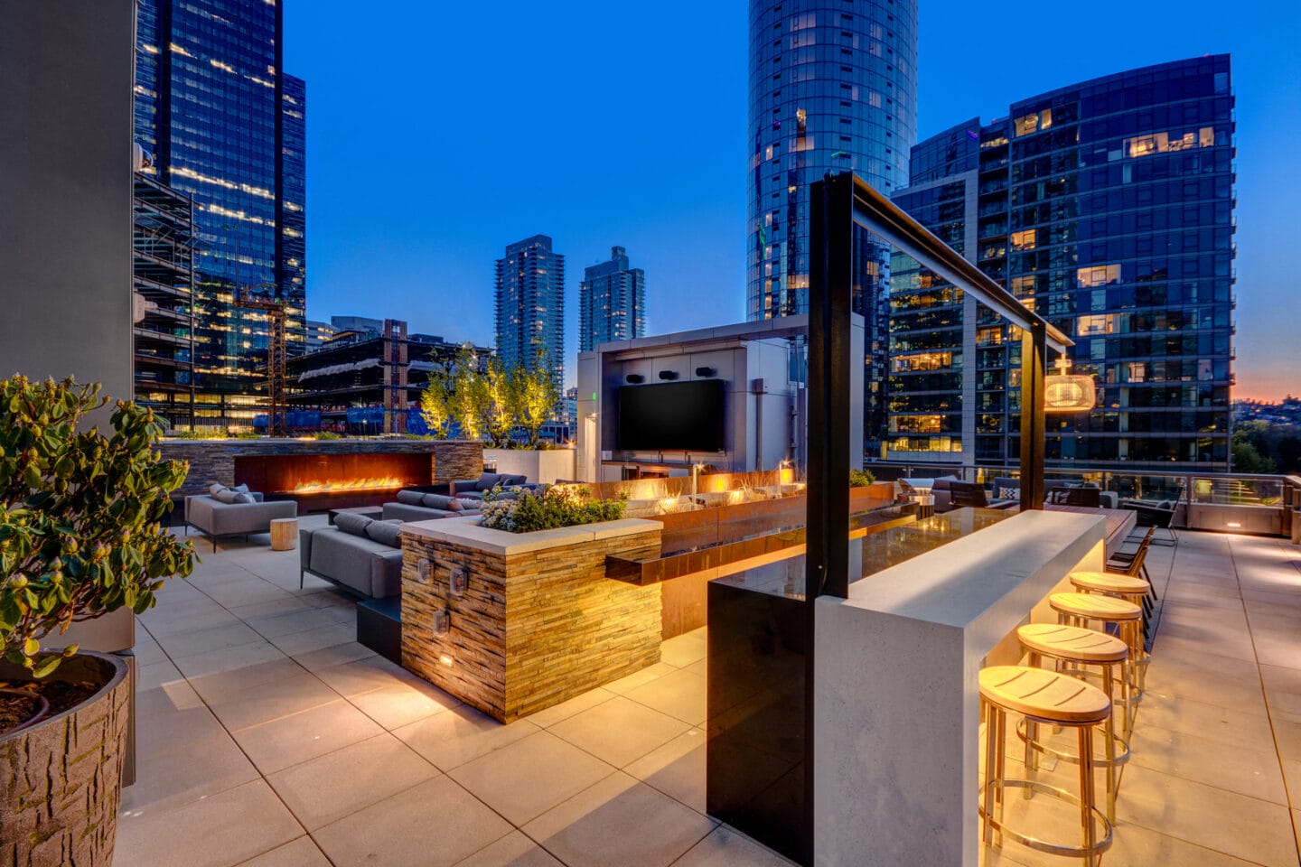 Outdoor Screening Room at Stratus, Washington, 98121