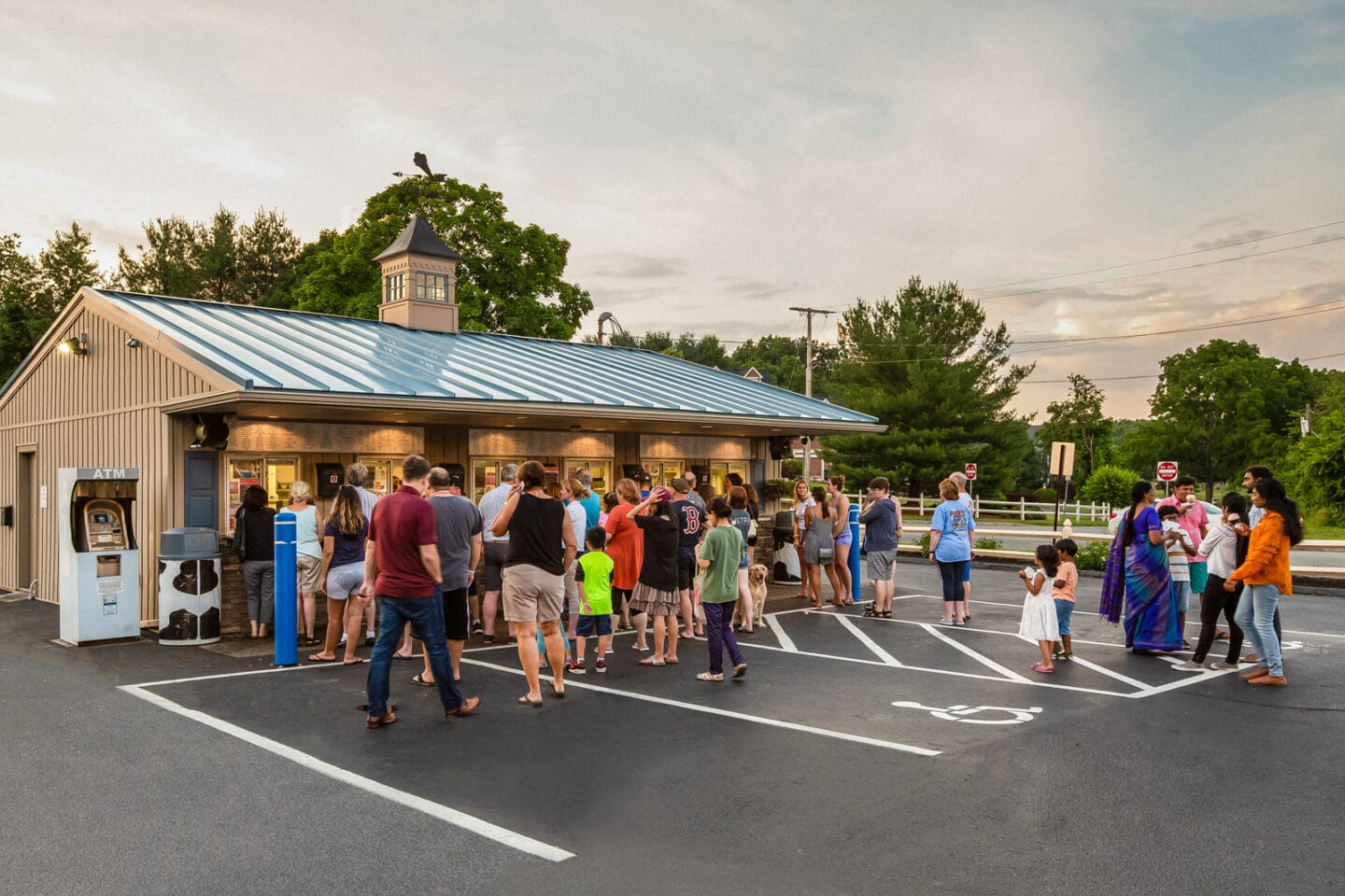 Stop for ice cream near Windsor Ridge at Westborough, Massachusetts, 01581