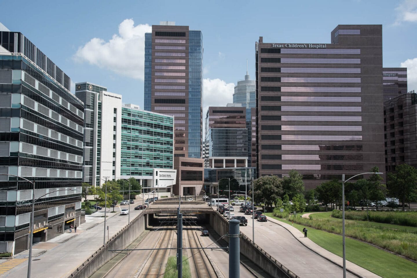 Live Near Rice Village at Windsor at West University, Houston, TX