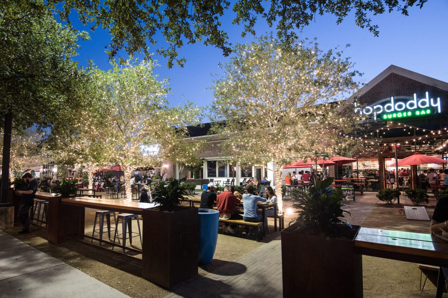 Patio Dining At Hopdoddy near Windsor at West University, Houston, Texas