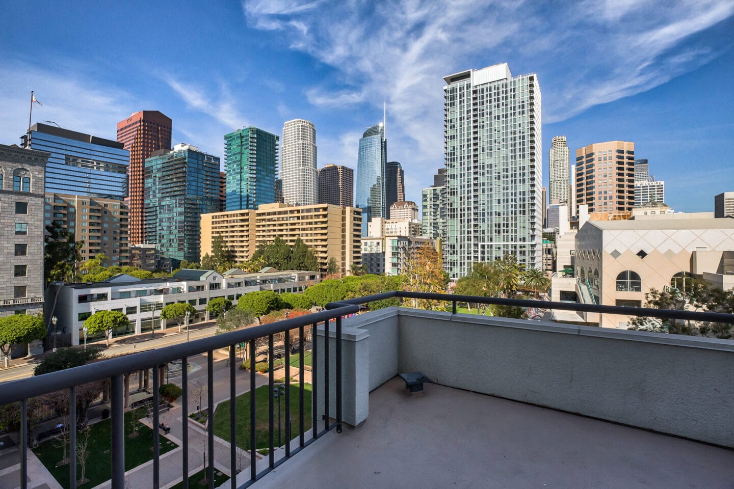 Cityviews  at Renaissance Tower, 501 W. Olympic Boulevard, CA