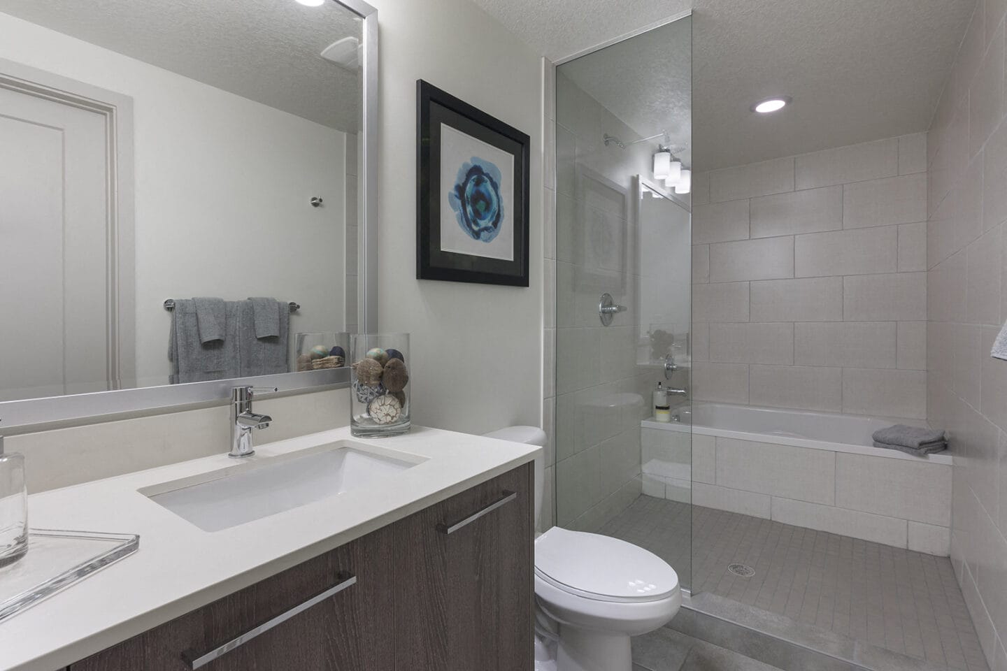 Large Soaking Tub In Master Bathroom with A Tile Surround at Windsor at Delray Beach, Florida, 33483