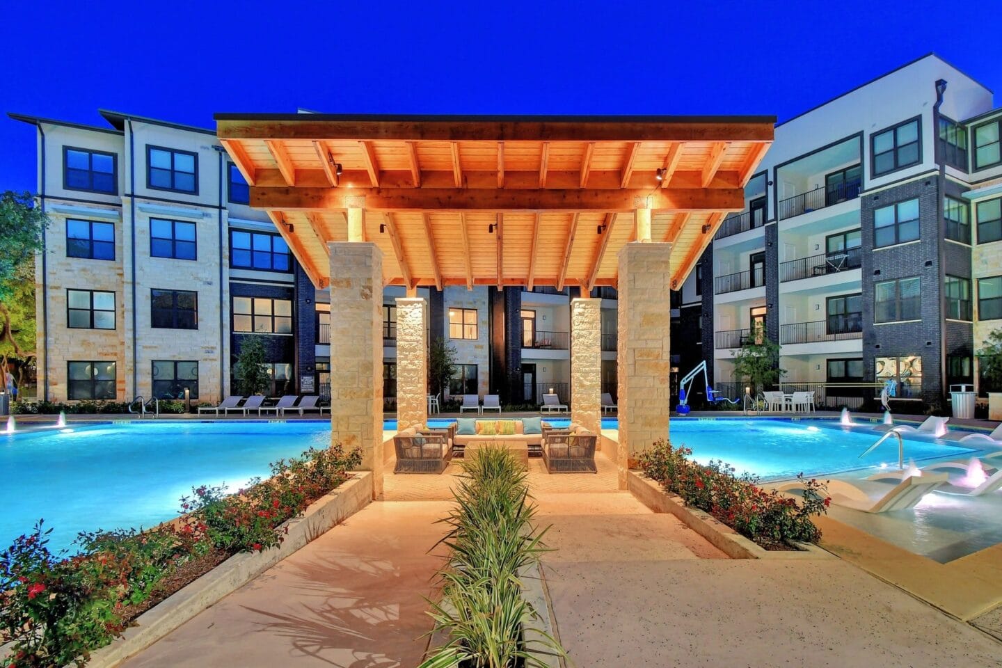 Poolside Lounge Area at Windsor Ridge, Austin, TX