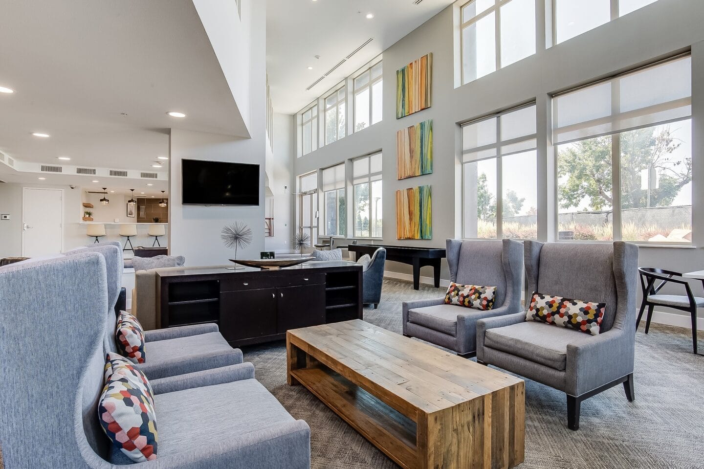 the preserve at ballantyne commons community living room