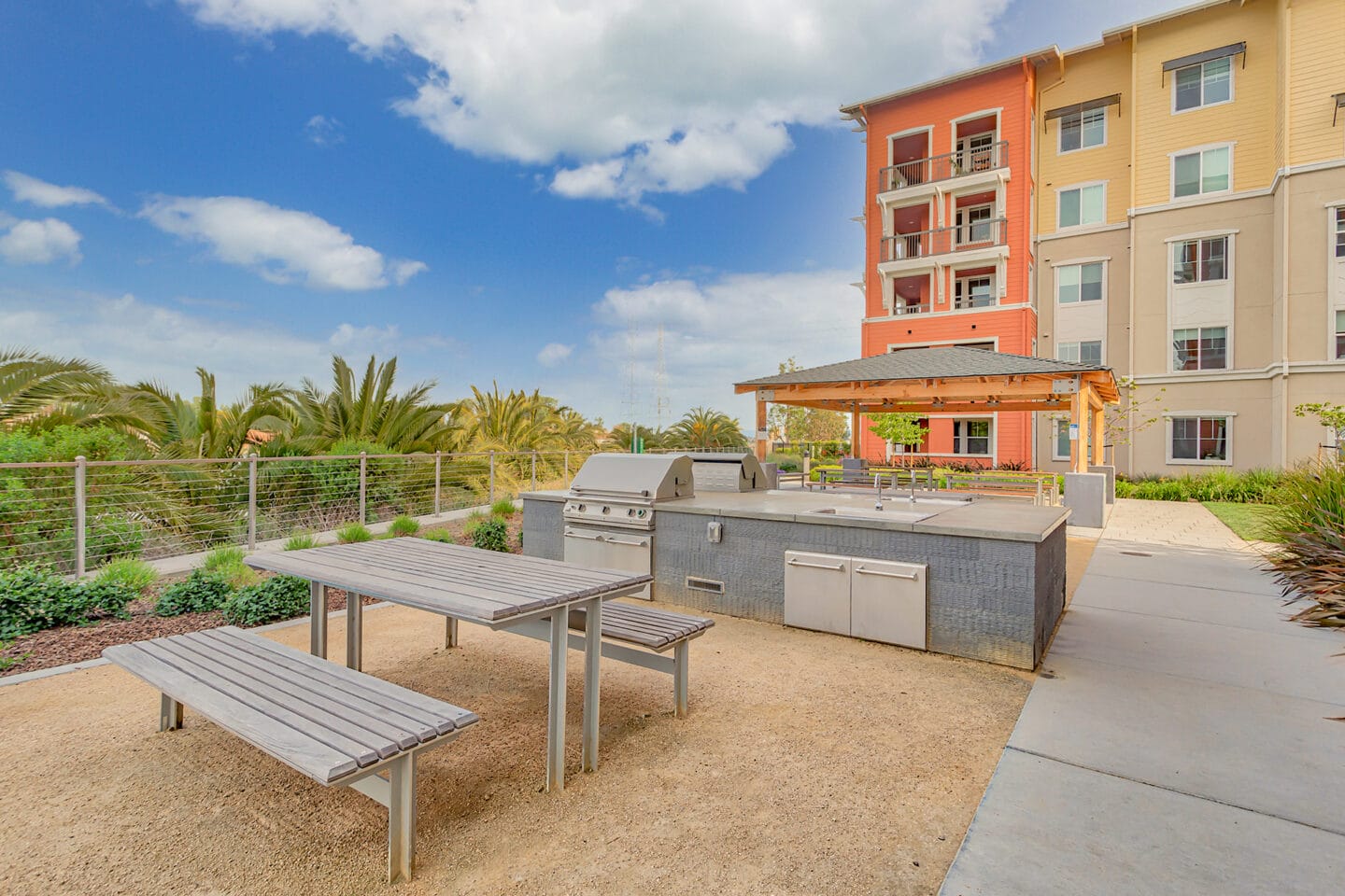 Outdoor Kitchen at Blu Harbor by Windsor