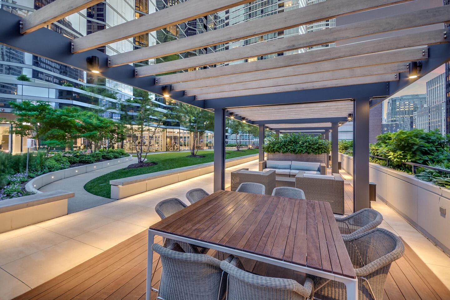 Outdoor Dining Area at Moment, Chicago