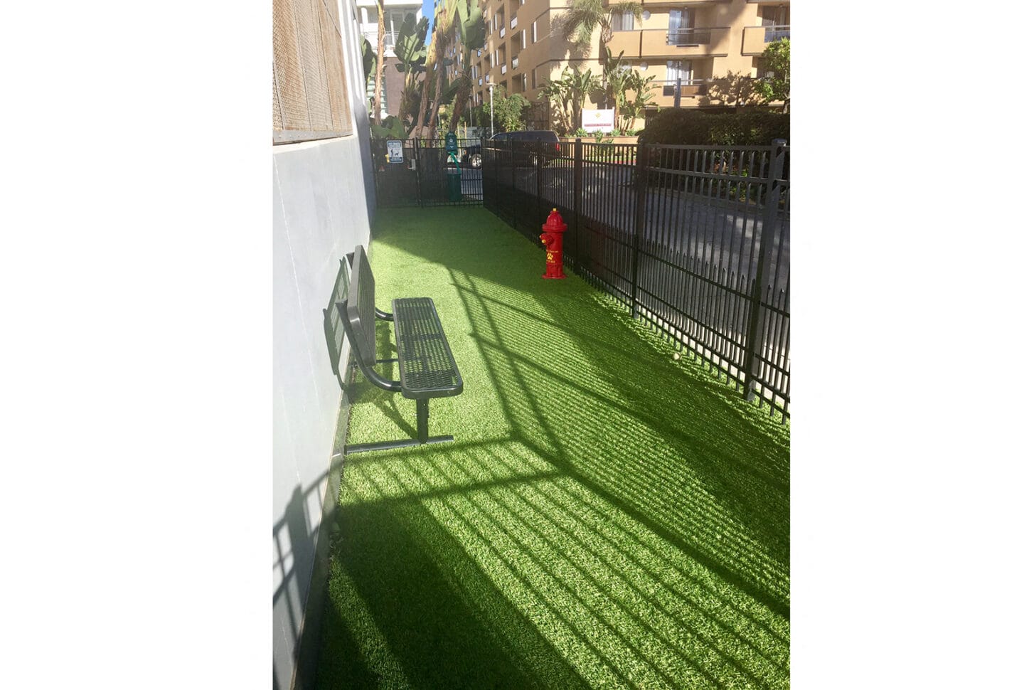 5550 Wilshire at Miracle Mile by Windsor is a Pet Friendly Community