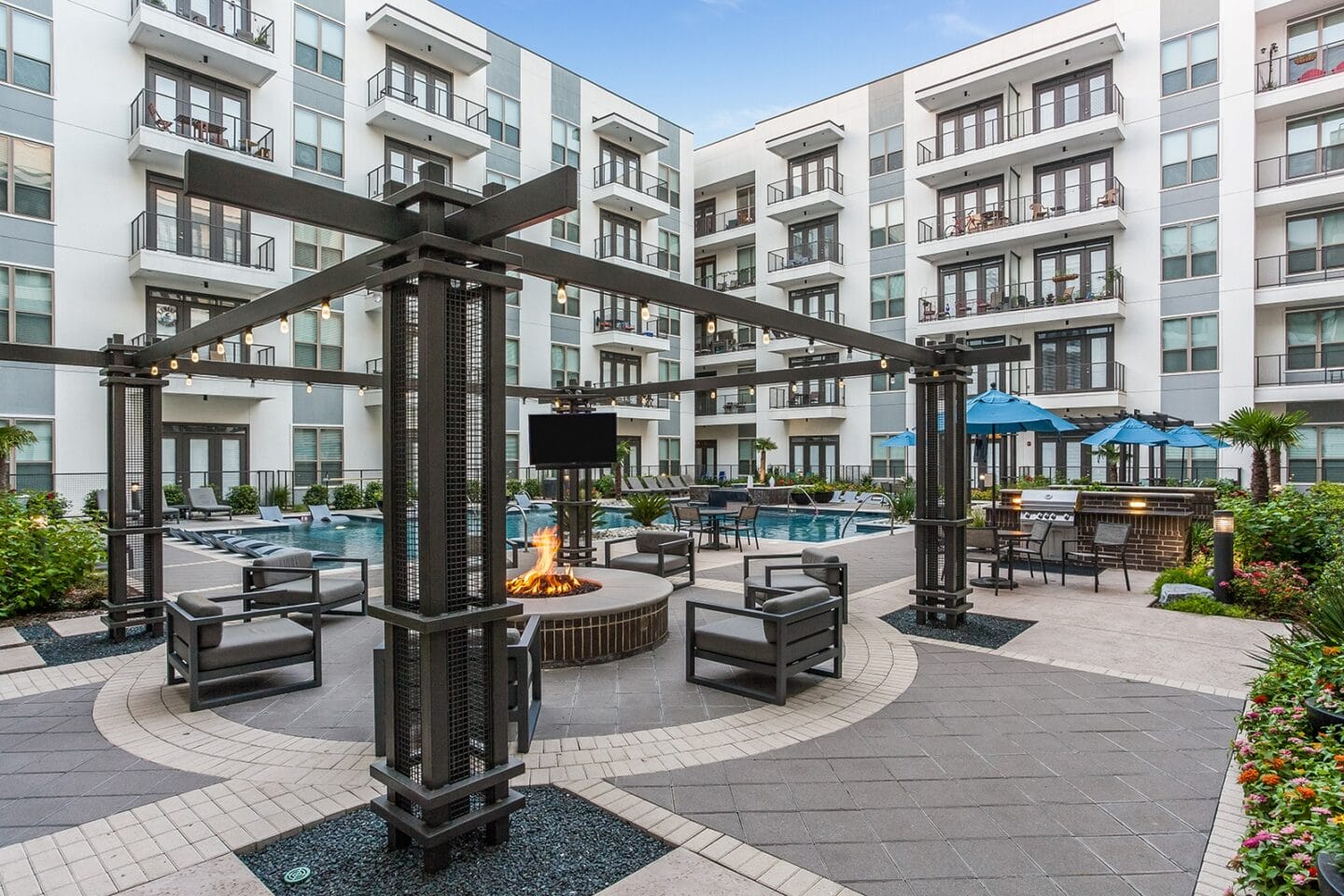 Firepit  at Windsor CityLine, Richardson, Texas