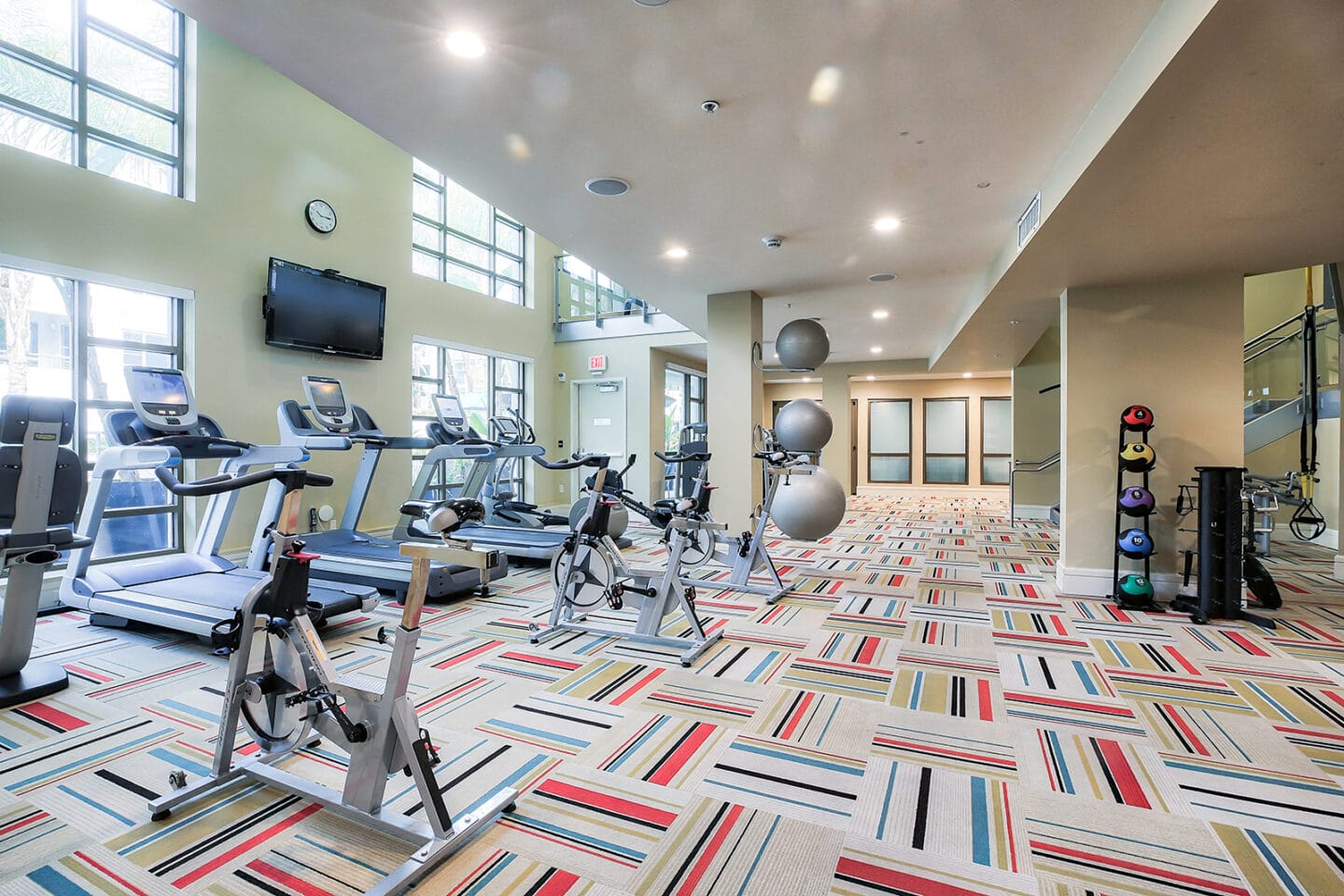 Fully Equipped Fitness Center at 5550 Wilshire at Miracle Mile by Windsor, Los Angeles, 90036