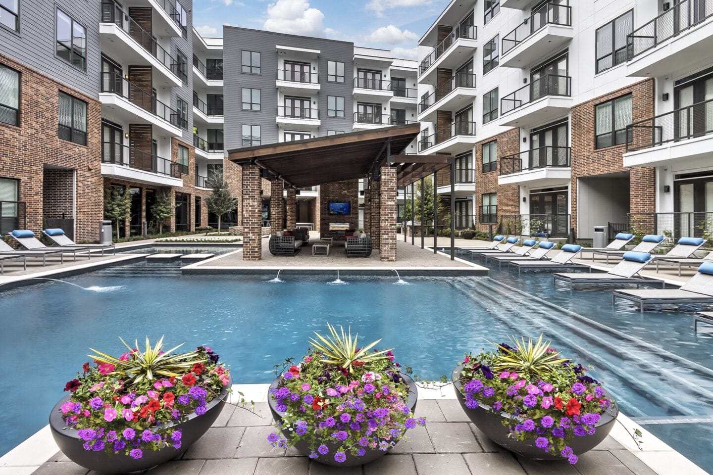 Pool view at Windsor Fitzhugh, 4926 Mission Avenue, Dallas