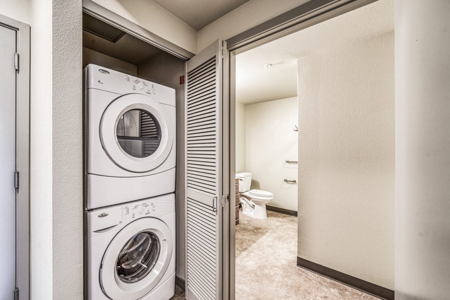 In-home washer and dryer at Platform 14, Hillsboro, OR