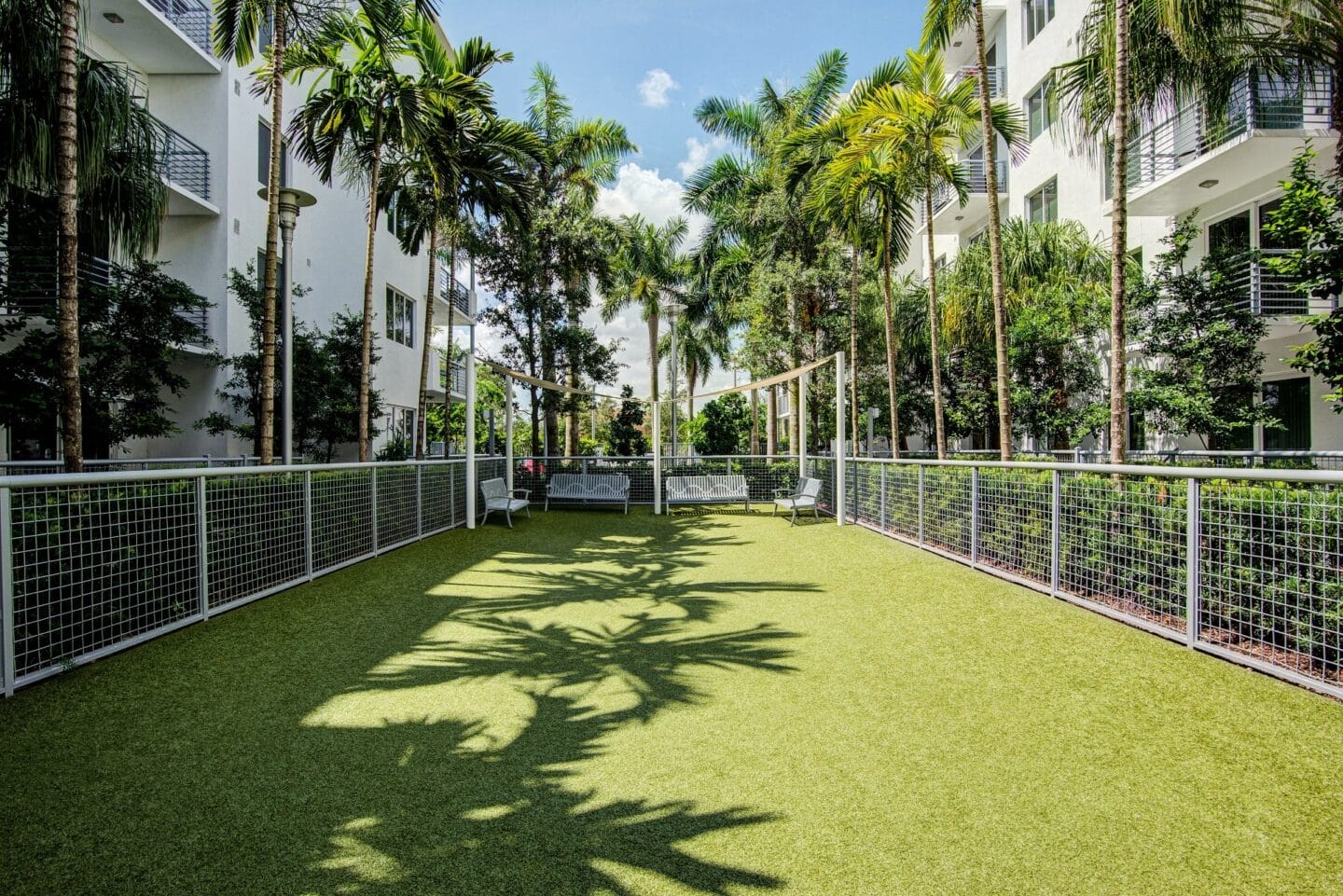 Pet Park at Windsor at Pembroke Gardens, Pembroke Pines