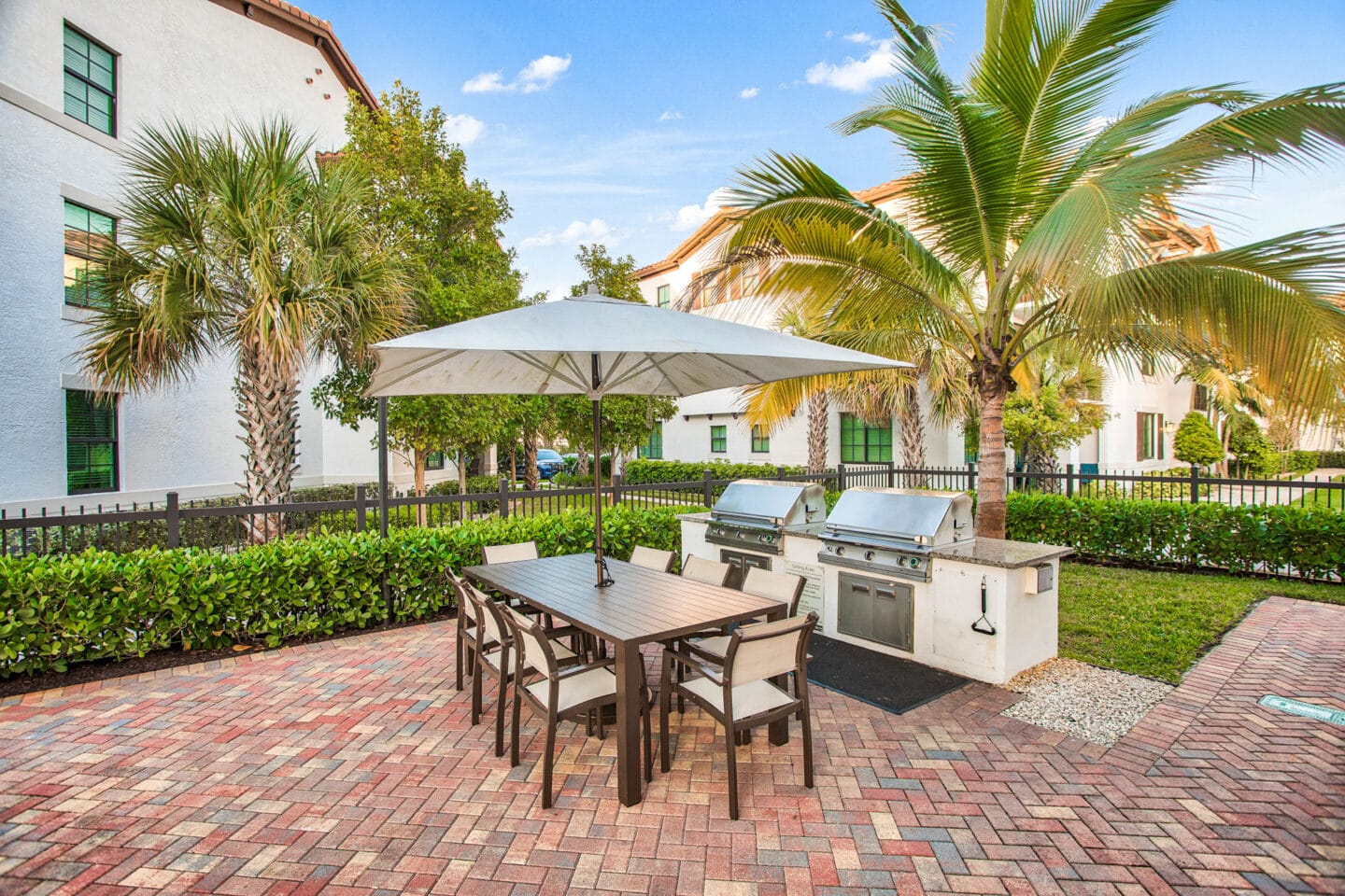 Picnic Area and Grills at Mirador at Doral by Windsor, Doral, Florida