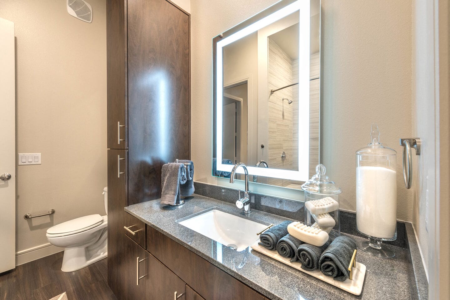 Bathroom Accessories at Windsor Turtle Creek, Dallas, TX