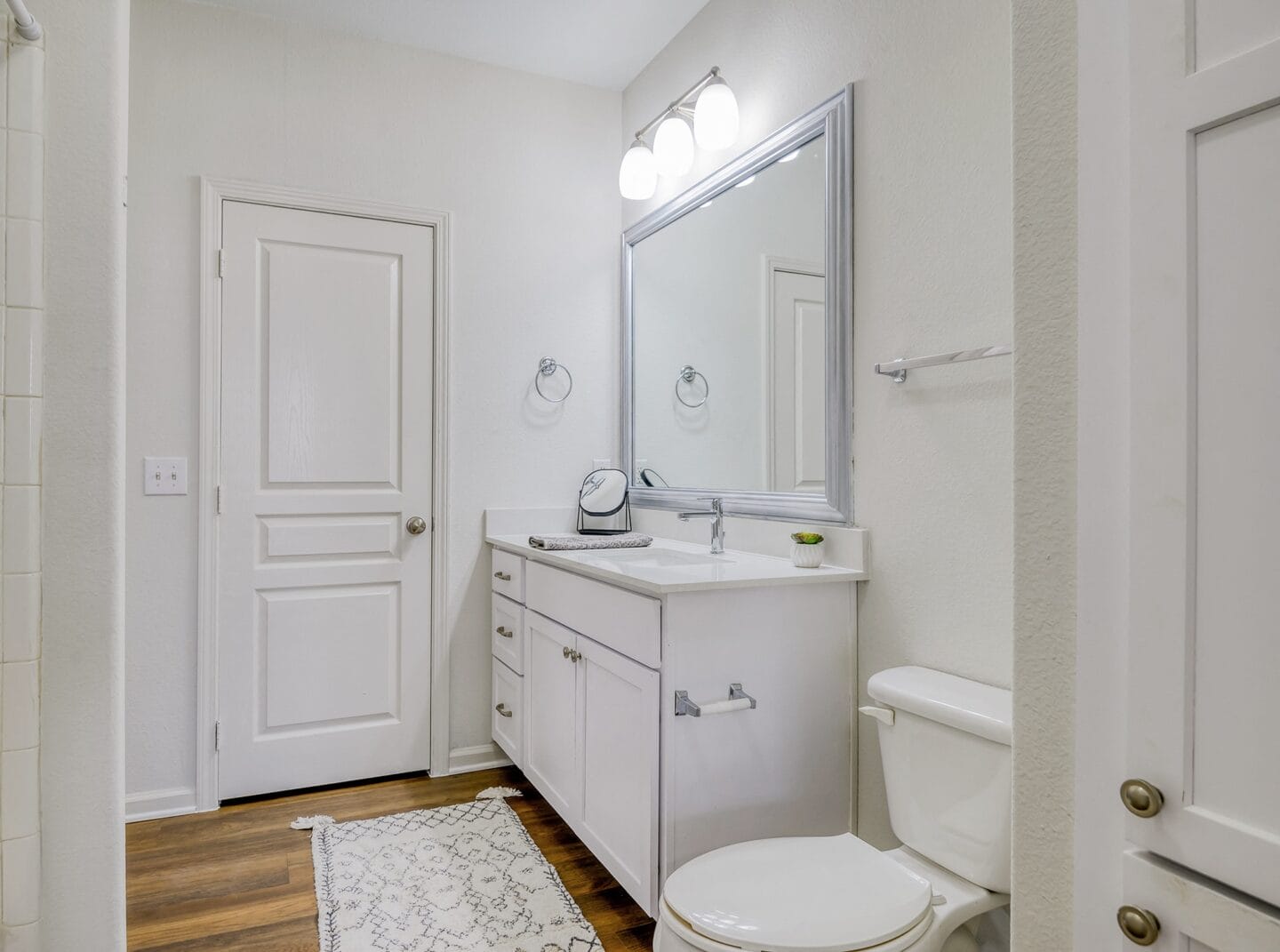 Bathroom Vanity at Windsor Mustang Park, Carrollton, TX, 75010