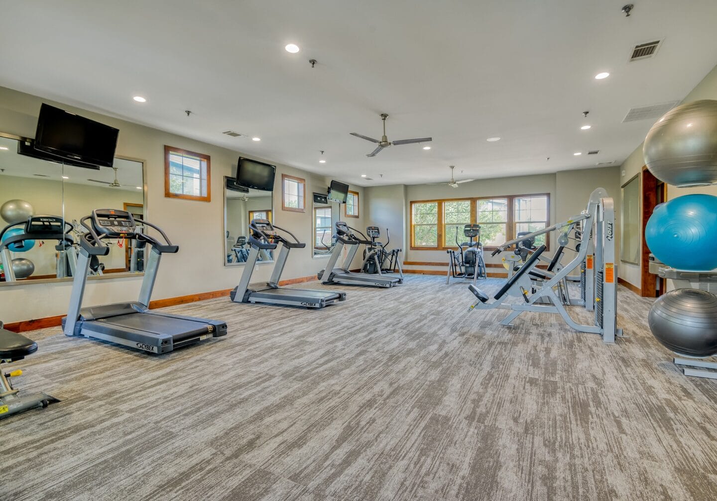 Fitness Center at Windsor Mustang Park, Carrollton, TX, 75010