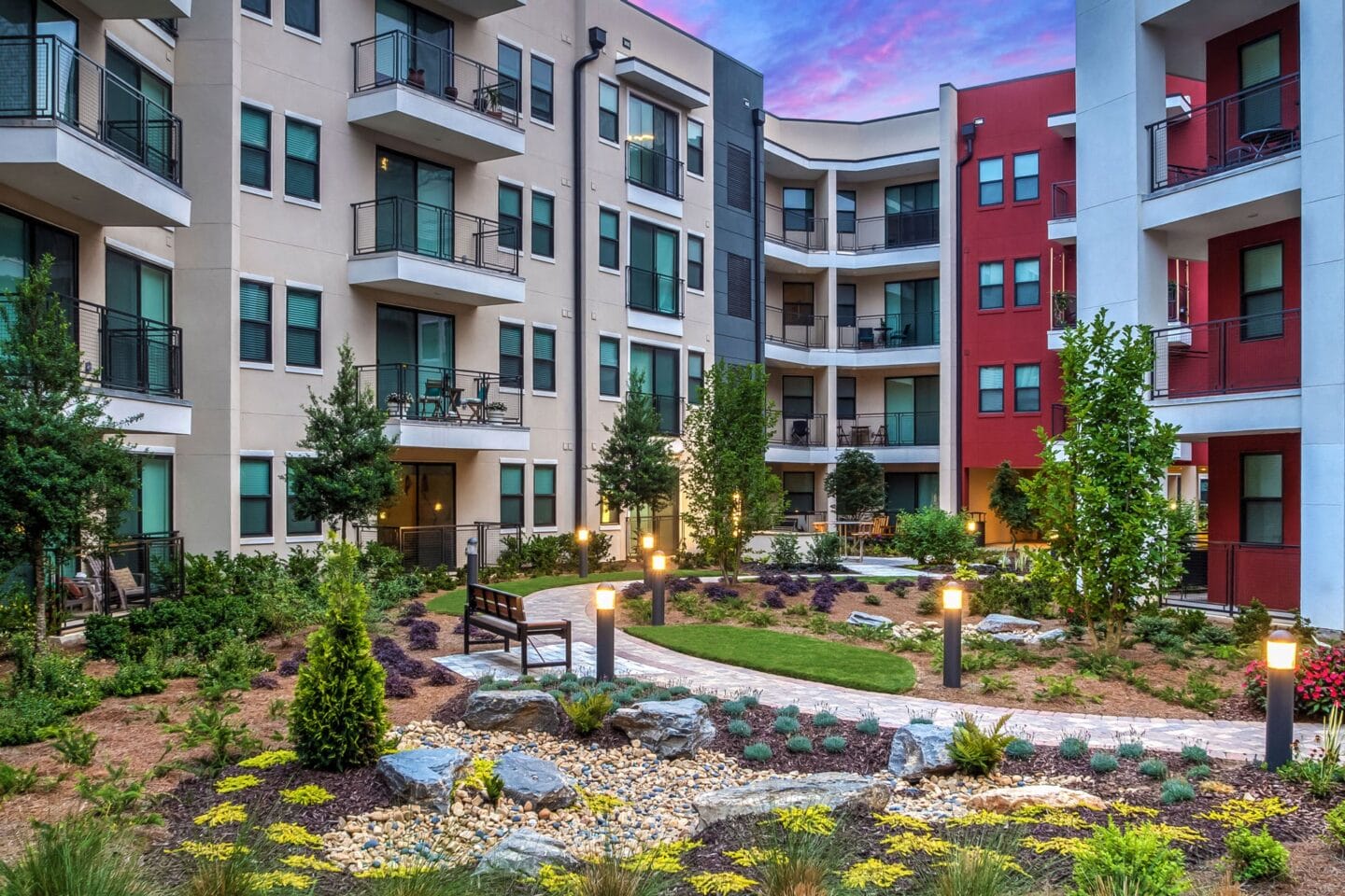 Exterior Courtyard at Windsor Encore, Georgia, 30339