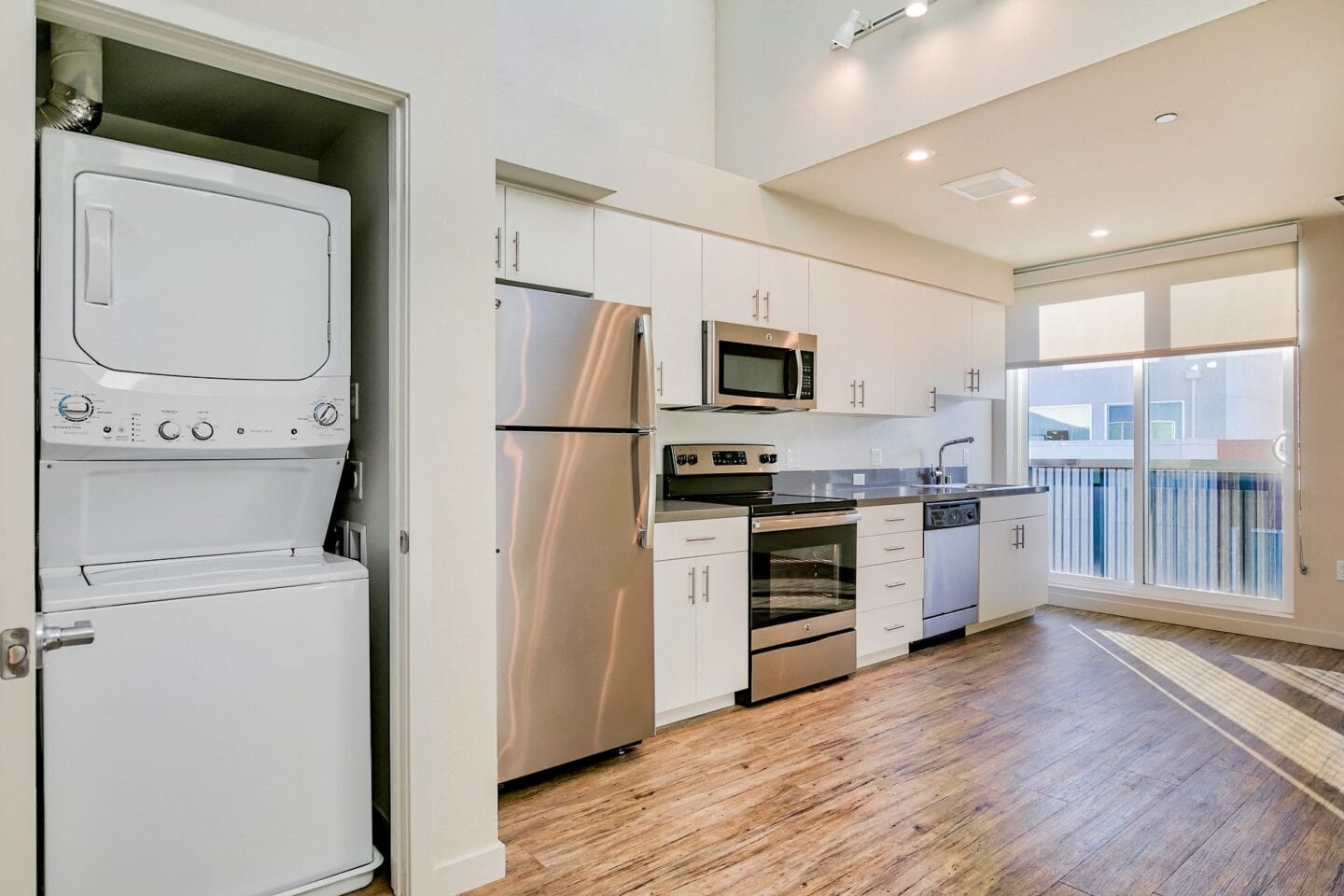 Washer and dryer in home at Dogpatch, San Francisco