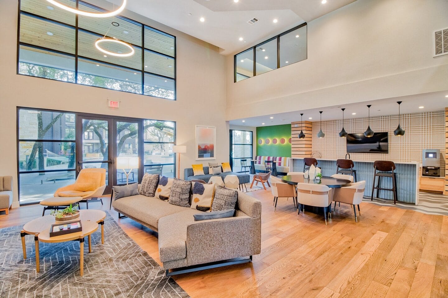 Resident lounge area at Windsor Ridge Austin