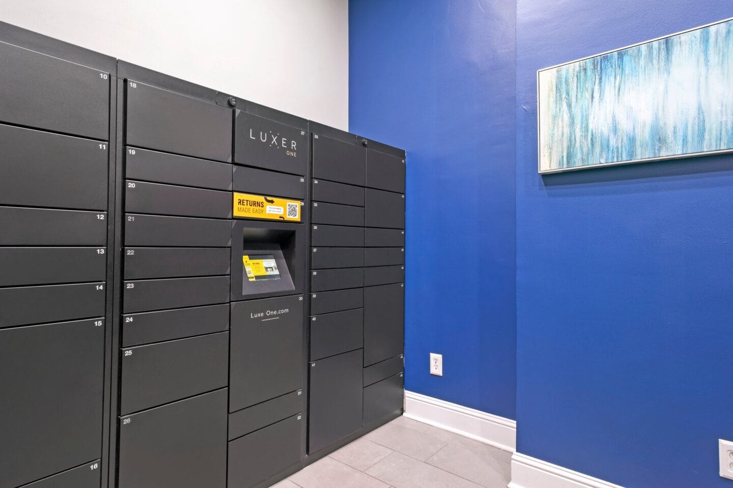 Package lockers at Windsor at Legacy, Plano, TX, 75024