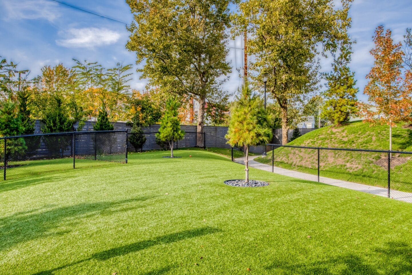 Pet Park at Windsor Mystic River, Medford, Massachusetts