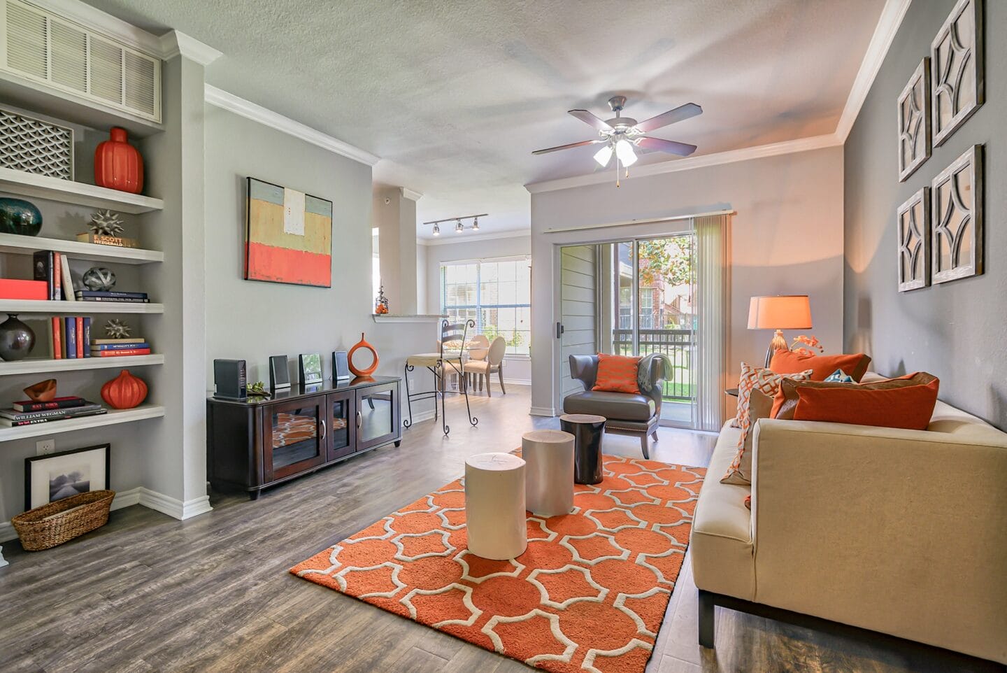 Spacious Living at Windsor Westbridge, Carrollton, TX