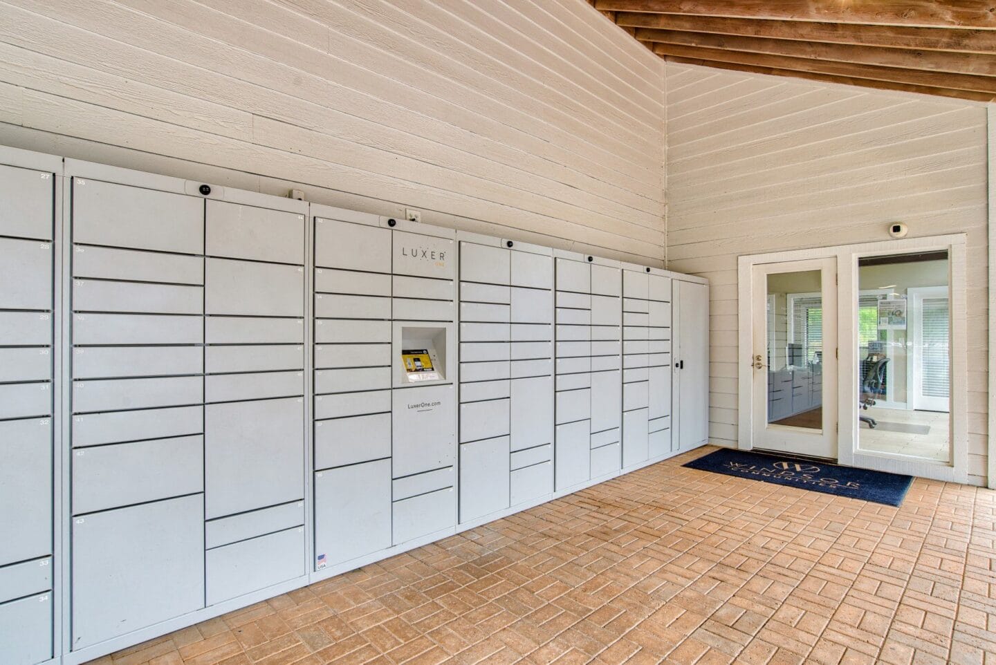 Package lockers at Windsor Peachtree Corners