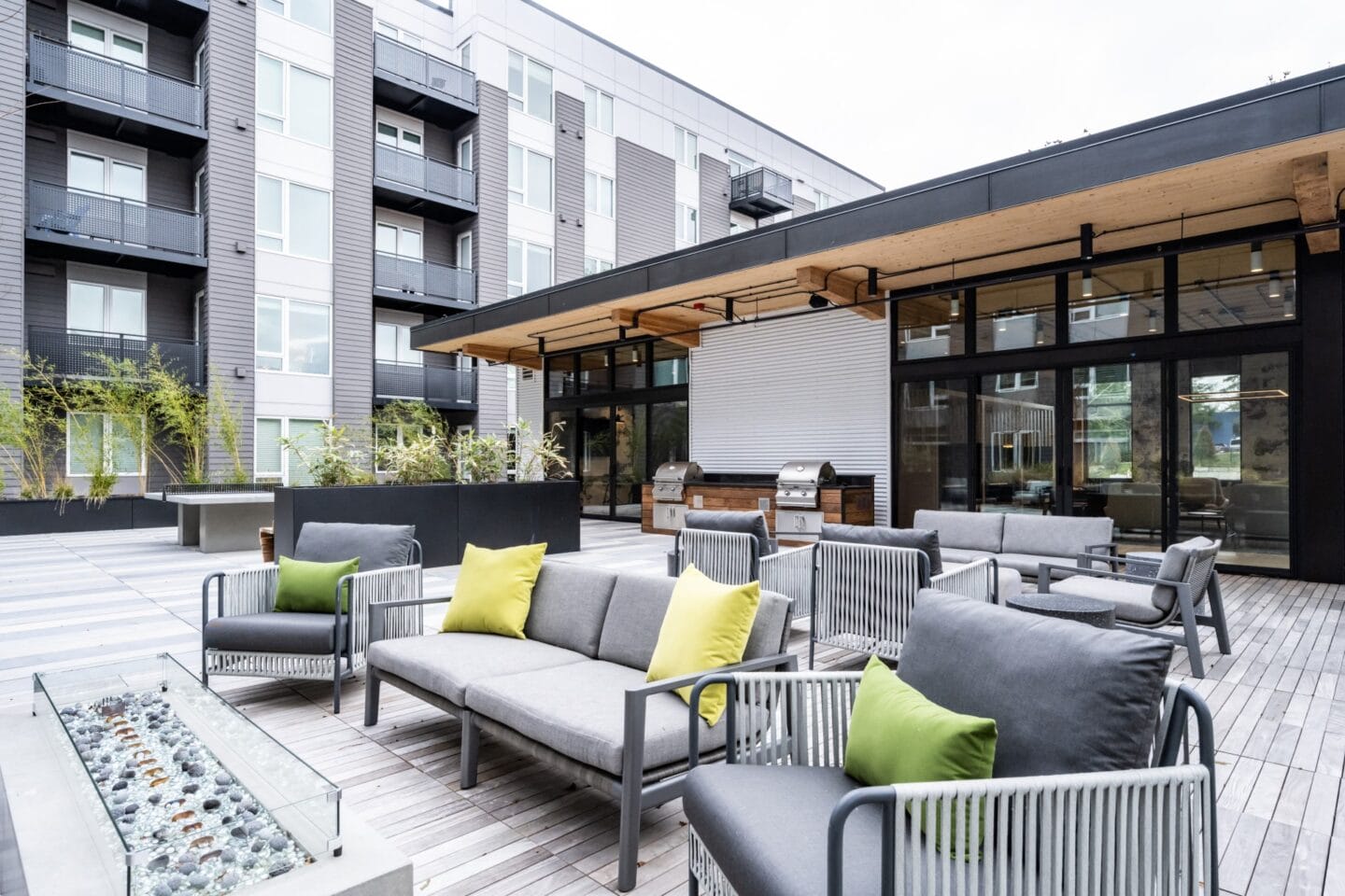 Comfortable Outdoor Seating at Windsor Totem Lake, Kirkland, Washington