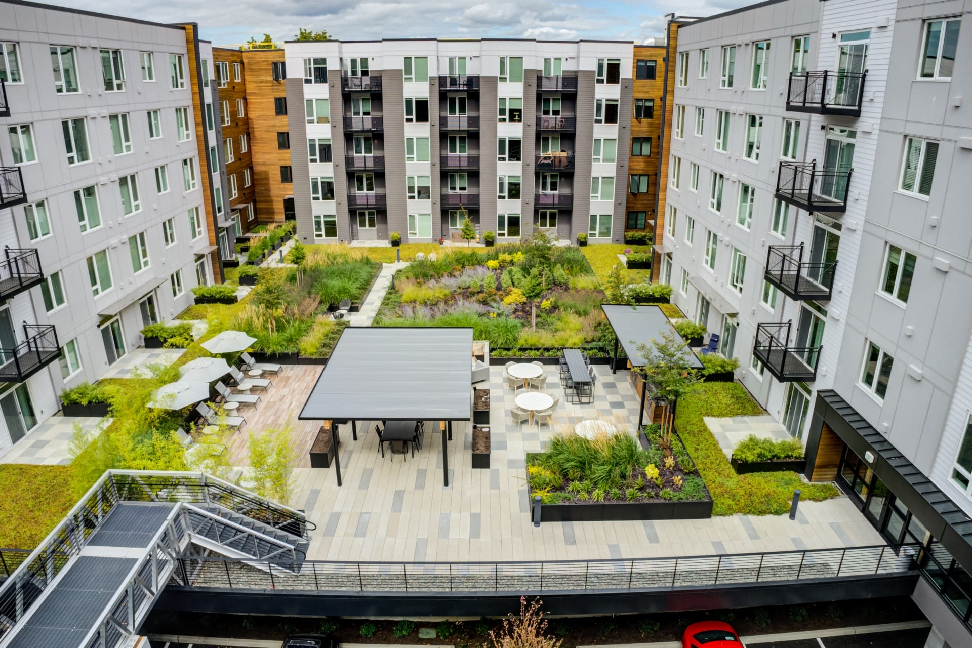 Building Exterior at Windsor Totem Lake, Kirkland, Washington