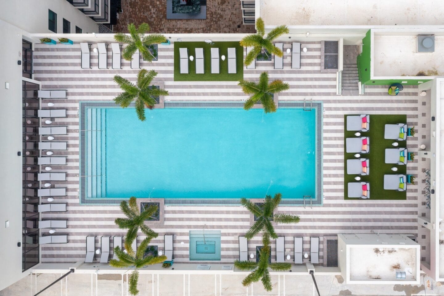 Aerial view of a swimming pool at Windsor Ludlam Trail in Miami, FL.