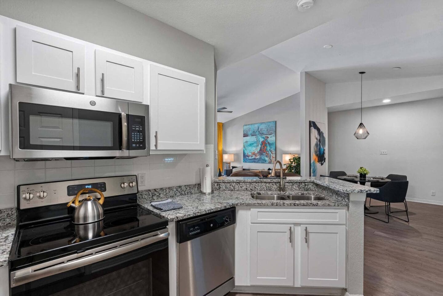 Kitchen at Windsor Highwoods Preserve, Tampa, FL