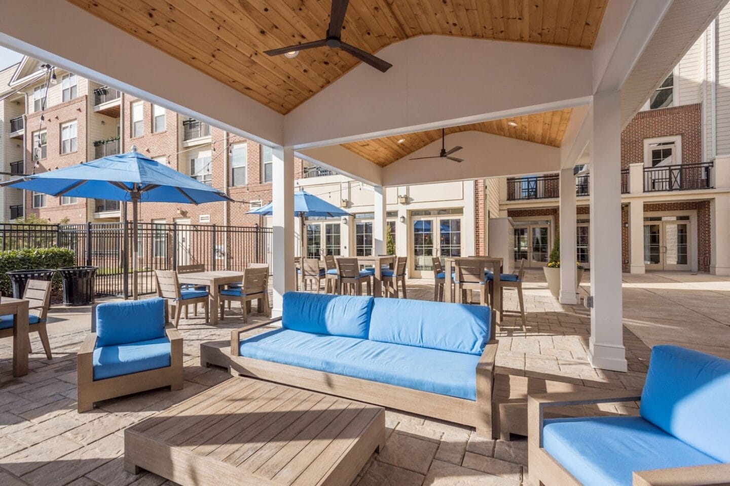 Covered Patio at Windsor Leesburg, VA 20175