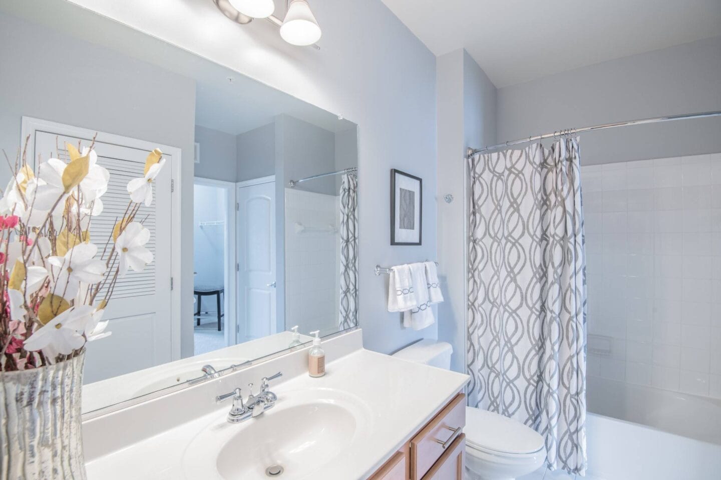 Luxurious Bathroom at Windsor Leesburg, VA 20175