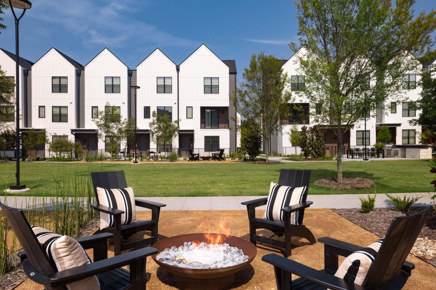 Fire Pit at Windsor West Plano Apartments, Texas, 75023