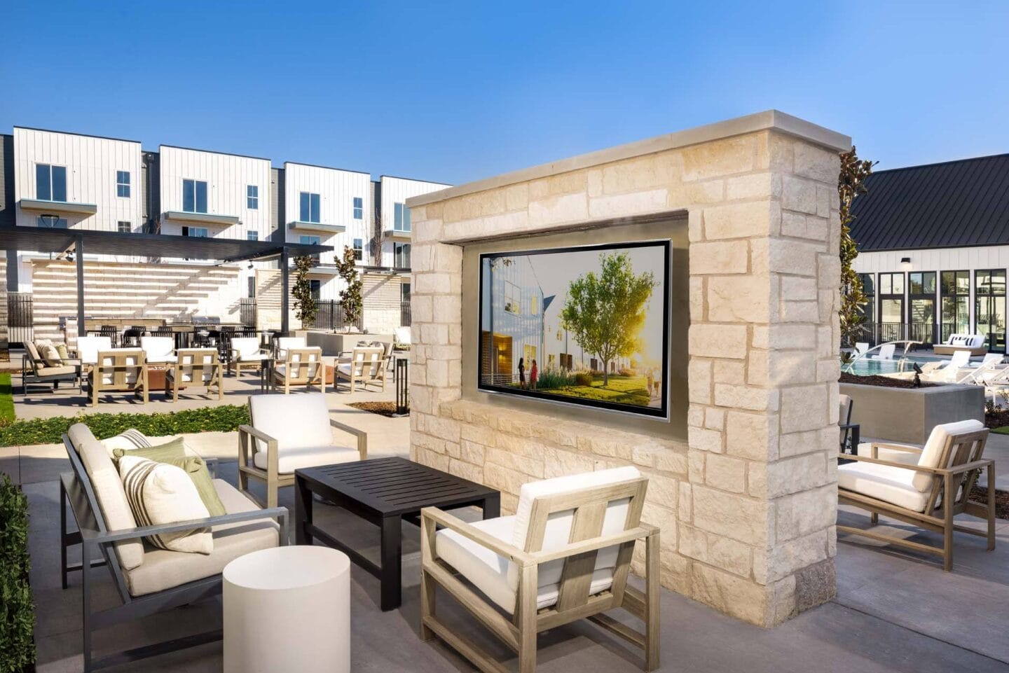 Outdoor Lounge at Windsor West Plano Apartments, Texas