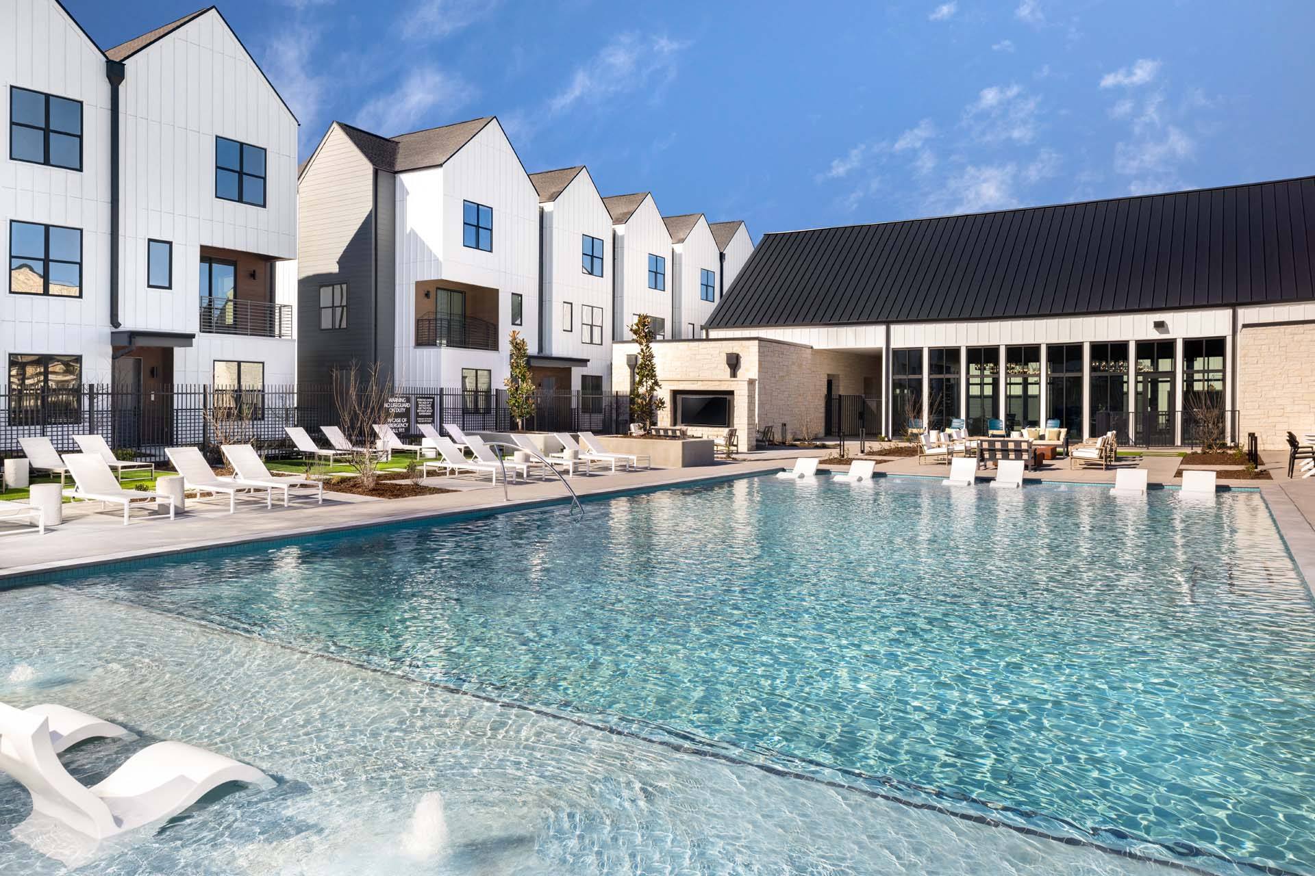 Resort Style Pool at Windsor West Plano Apartments, Texas, 75023